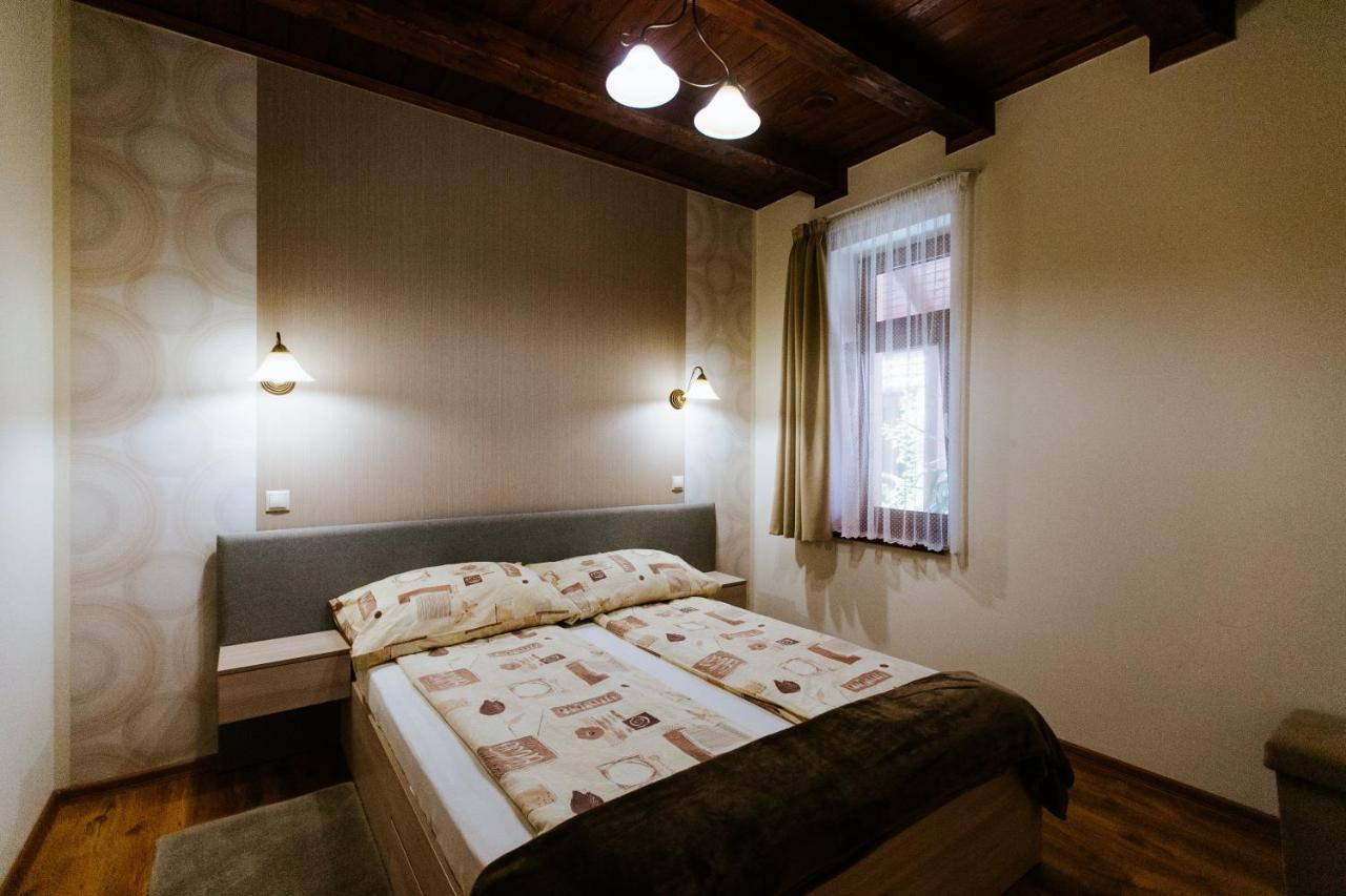Németh Apartmanházak Mórahalom Extérieur photo