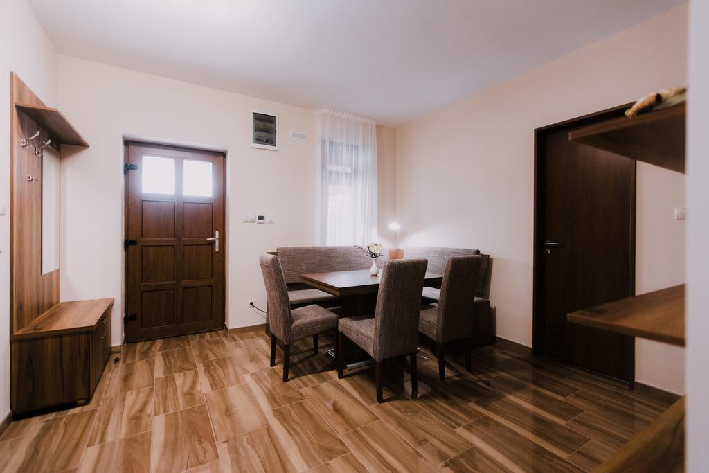 Németh Apartmanházak Mórahalom Extérieur photo