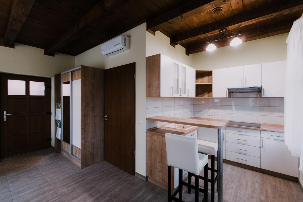 Németh Apartmanházak Mórahalom Extérieur photo