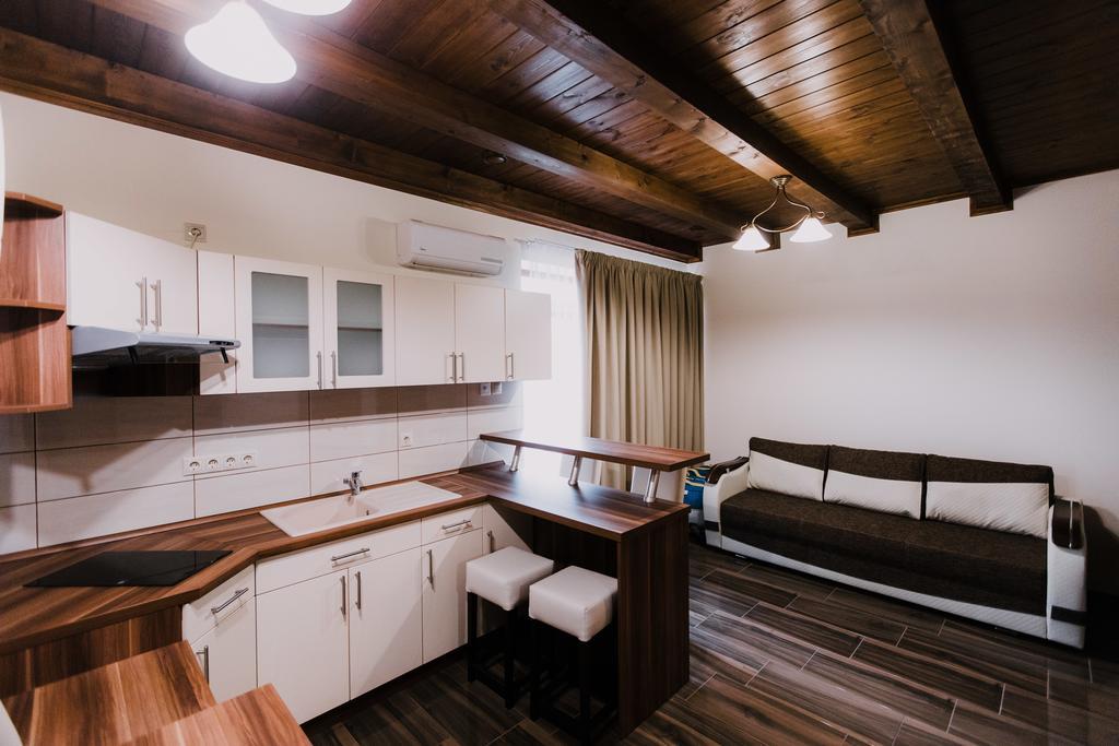 Németh Apartmanházak Mórahalom Extérieur photo