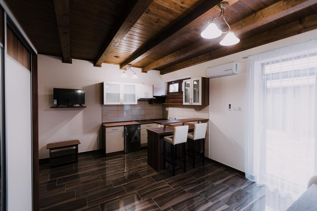 Németh Apartmanházak Mórahalom Extérieur photo