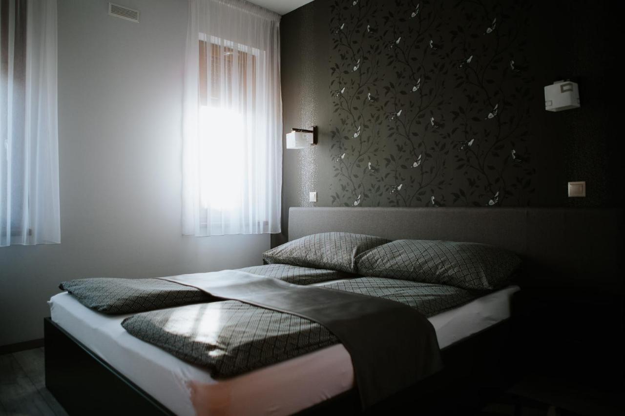 Németh Apartmanházak Mórahalom Extérieur photo